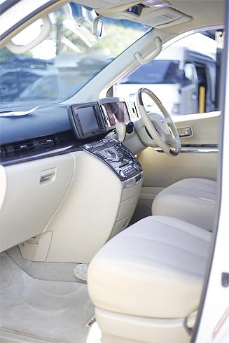  2009 Nissan Elgrand [90583]