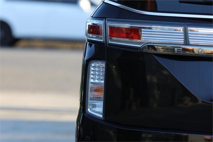  2012 Nissan Elgrand [015532]