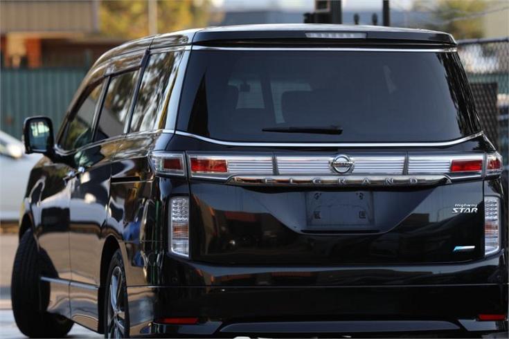  2012 Nissan Elgrand [015532]
