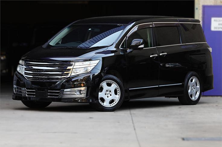  2010 Nissan Elgrand [000271]