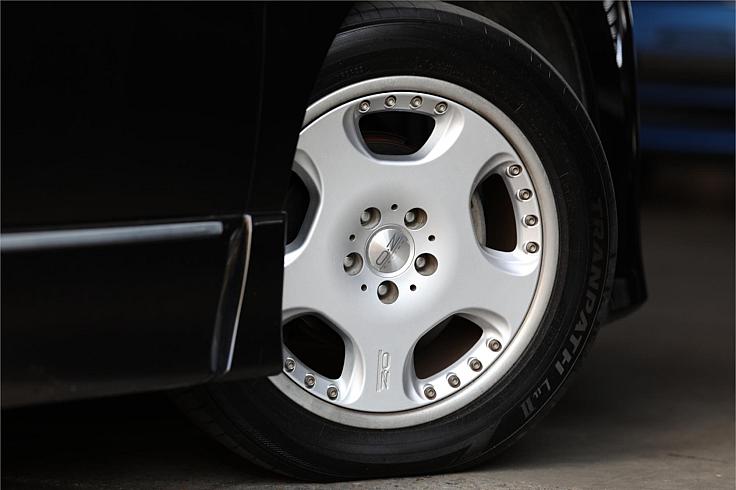  2010 Nissan Elgrand [000271]