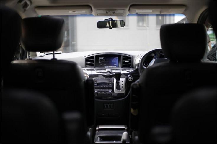  2010 Nissan Elgrand [000744]