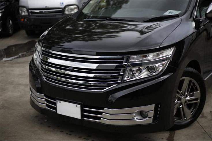  2010 Nissan Elgrand [000744]