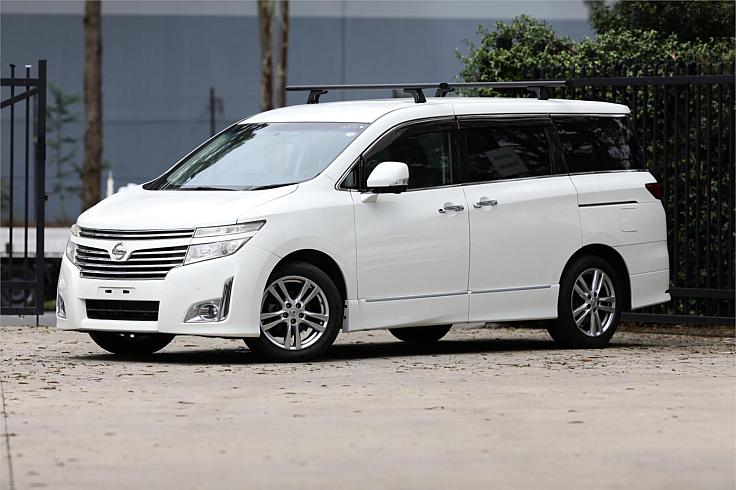  2010 Nissan Elgrand [000315]