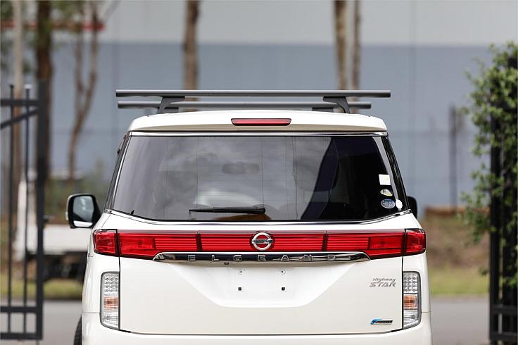  2010 Nissan Elgrand [000315]