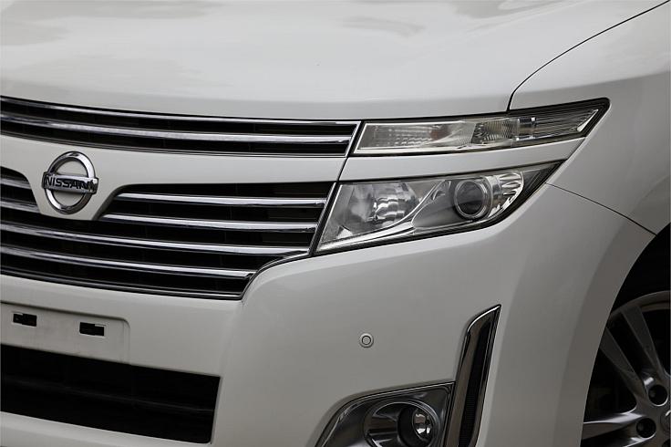  2010 Nissan Elgrand [000315]