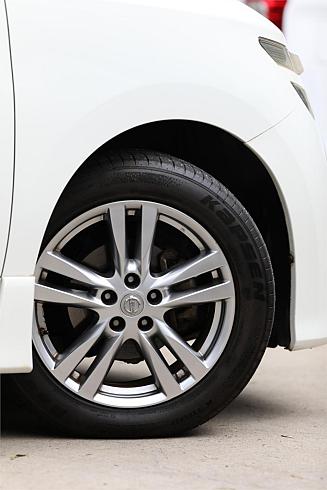  2010 Nissan Elgrand [000315]