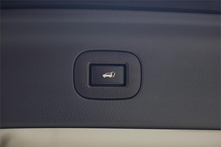  2010 Nissan Elgrand [002339]