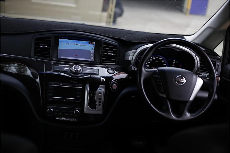  2010 Nissan Elgrand [002339]