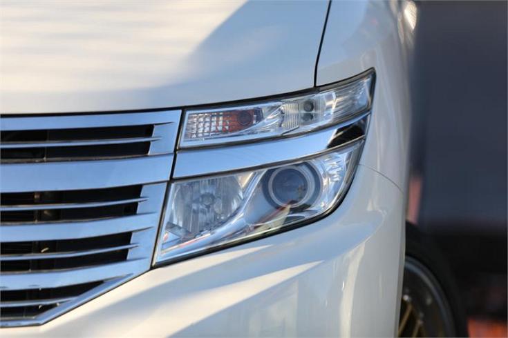  2010 Nissan Elgrand [002419]