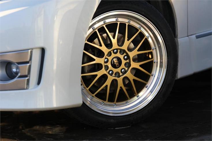  2010 Nissan Elgrand [002419]