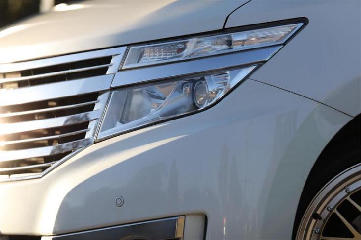  2010 Nissan Elgrand [002419]