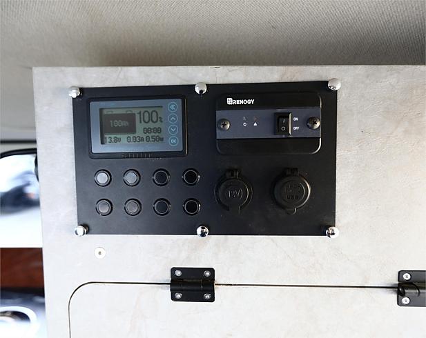  2008 Nissan Elgrand [290025]