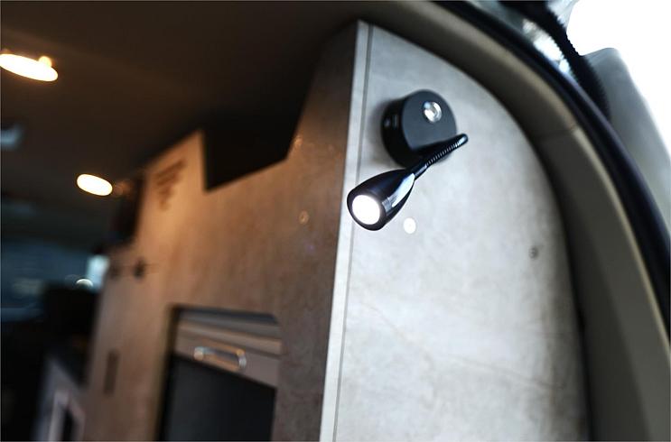  2008 Nissan Elgrand [290025]
