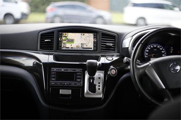  2010 Nissan Elgrand [002391]