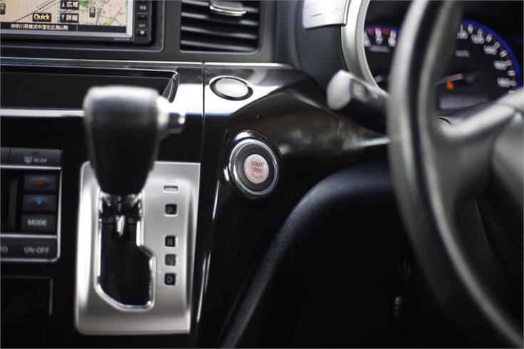  2010 Nissan Elgrand [002391]