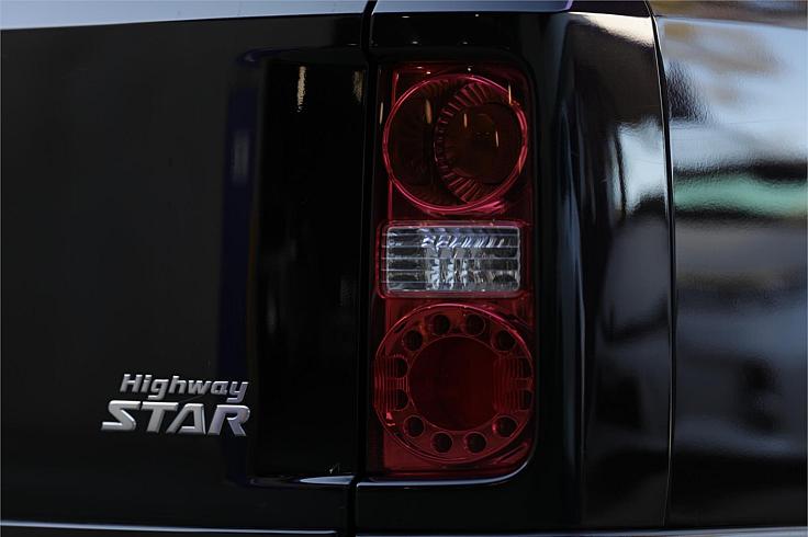  2007 Nissan Elgrand [230440]