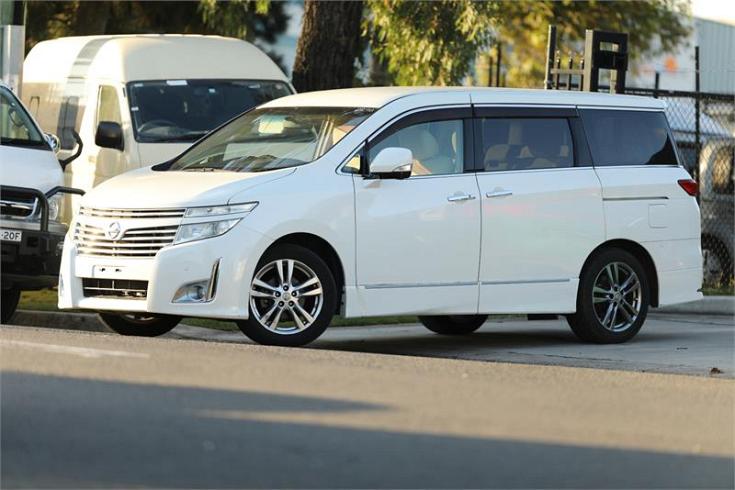  2010 Nissan Elgrand [002298]