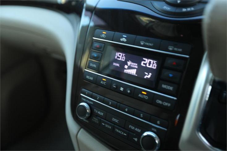  2010 Nissan Elgrand [002298]