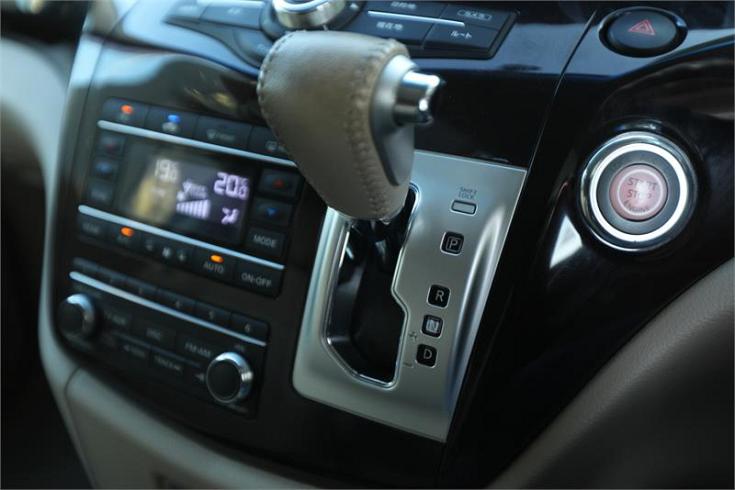  2010 Nissan Elgrand [002298]