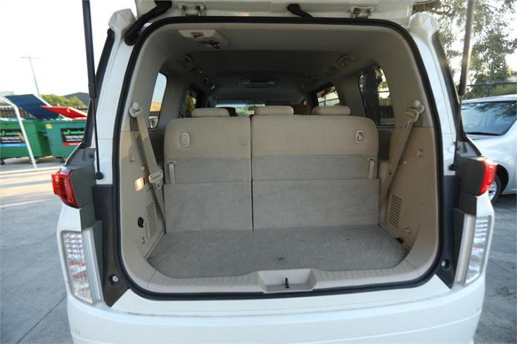  2010 Nissan Elgrand [002298]