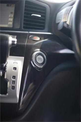 2011 Nissan Elgrand [005735]