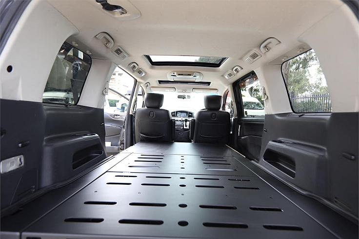  2011 Nissan Elgrand [005735]