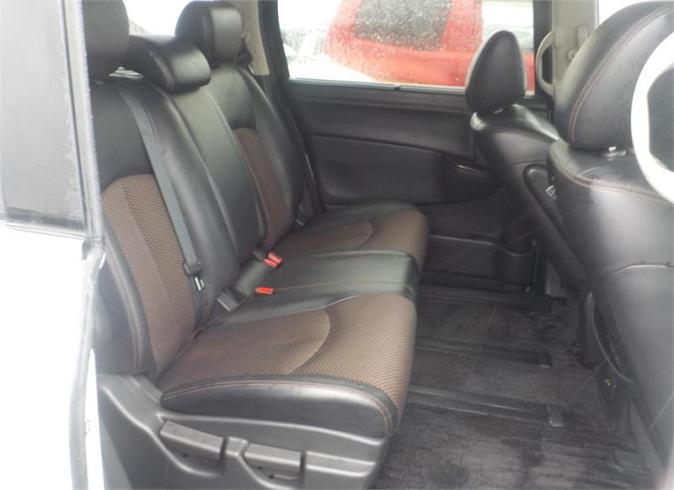  2010 Nissan Elgrand [001192]