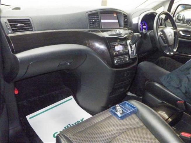  2010 Nissan Elgrand [001192]