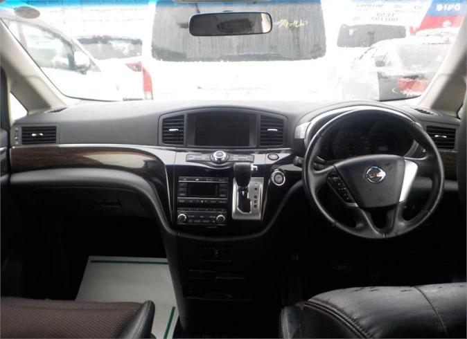  2010 Nissan Elgrand [001192]