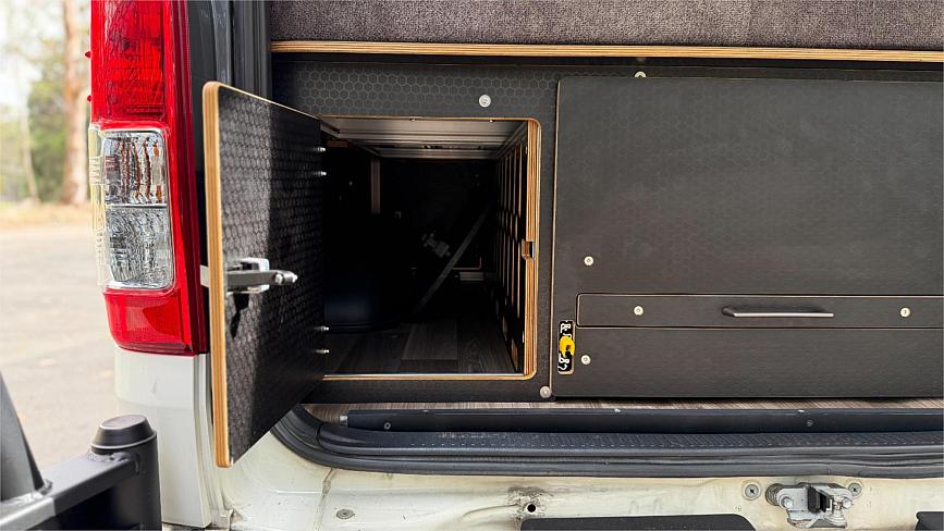 2014 Toyota Hiace Dx Highroof Welcab