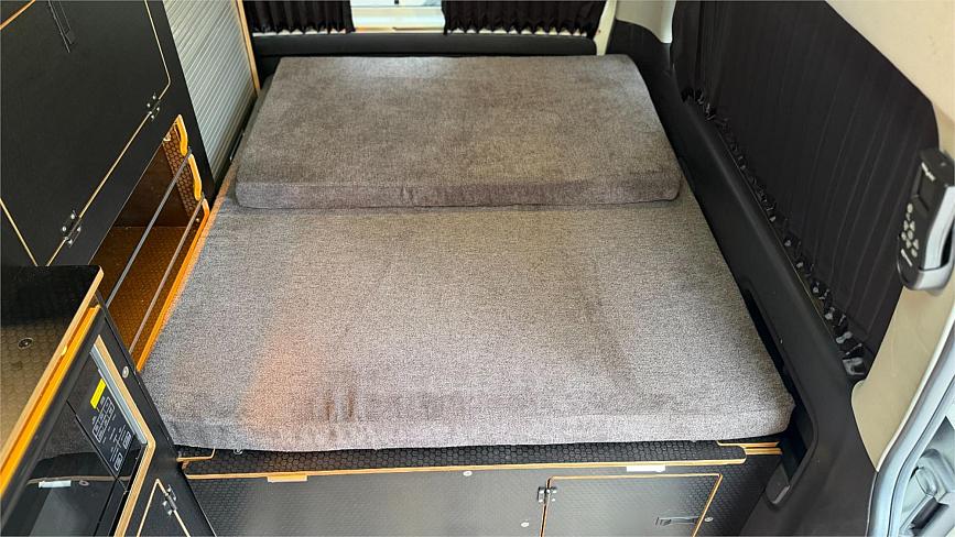 2014 Toyota Hiace Dx Highroof Welcab