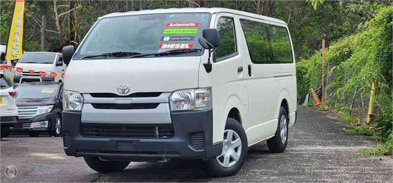  2018 Toyota Hiace [008646]