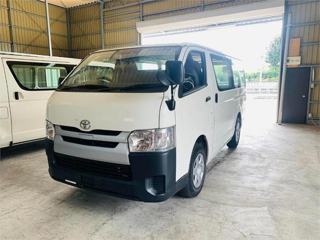  2018 Toyota Hiace [008646]