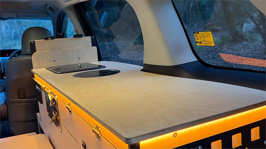  2010 Toyota Estima Aeras [0959]