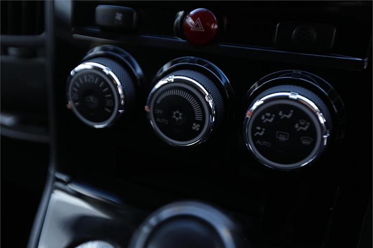 2013 Mitsubishi Delica D:5