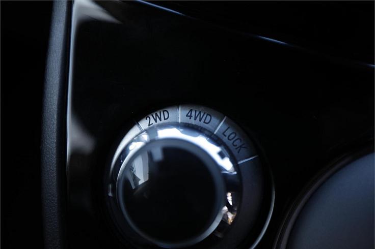 2013 Mitsubishi Delica D:5