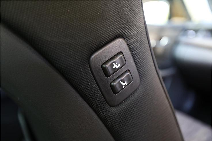 2012 Toyota Crown Athlete