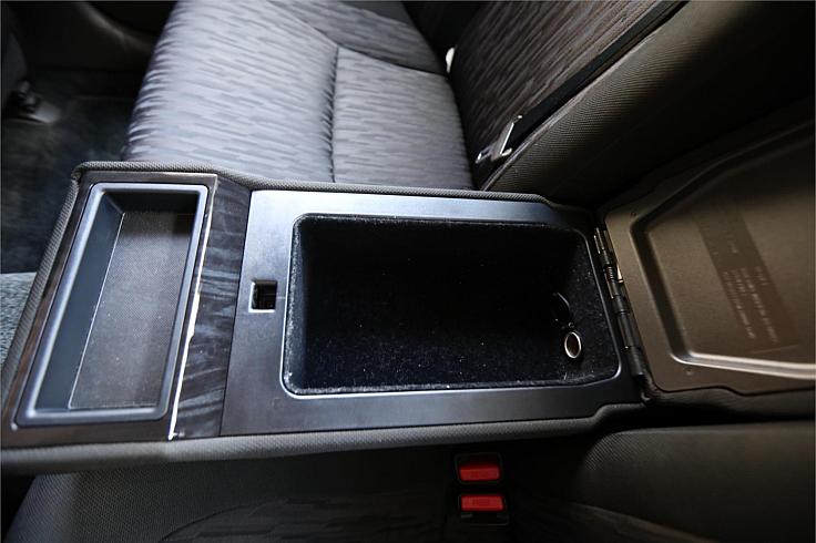 2012 Toyota Crown Athlete