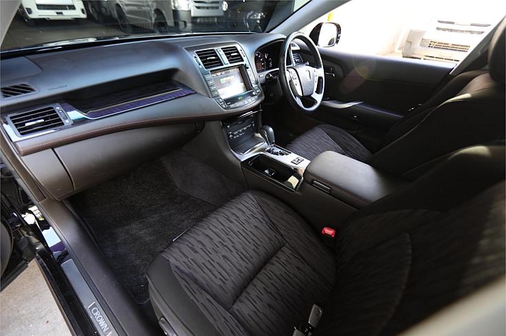 2012 Toyota Crown Athlete