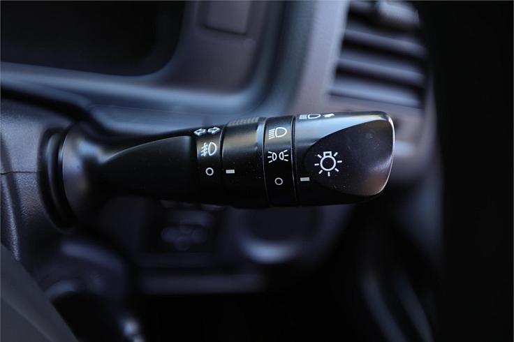  2014 Toyota Hiace Dx Ambulance