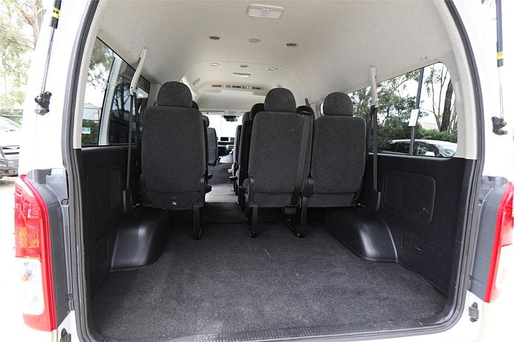  2022 Toyota Hiace Grand Cabin 4wd