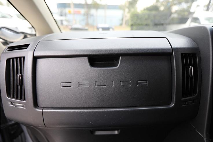  2017 Mitsubishi Delica Chamonix Full4wd