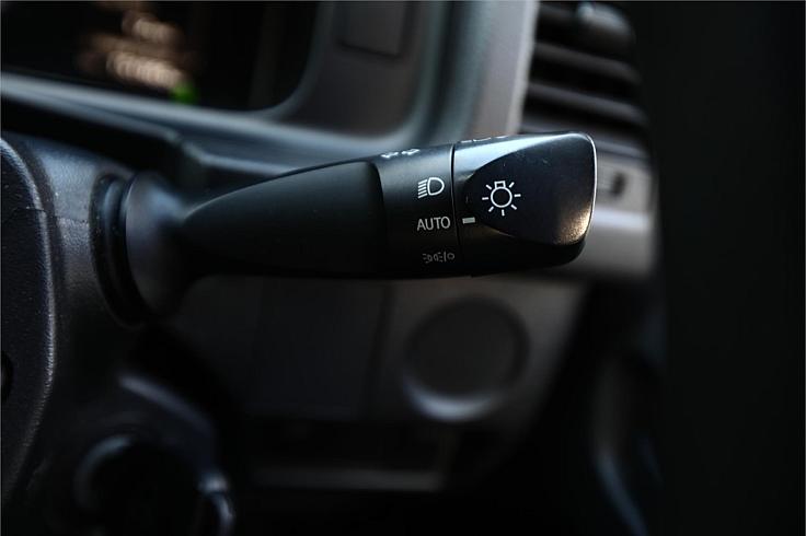  2020 Toyota Hiace Dx