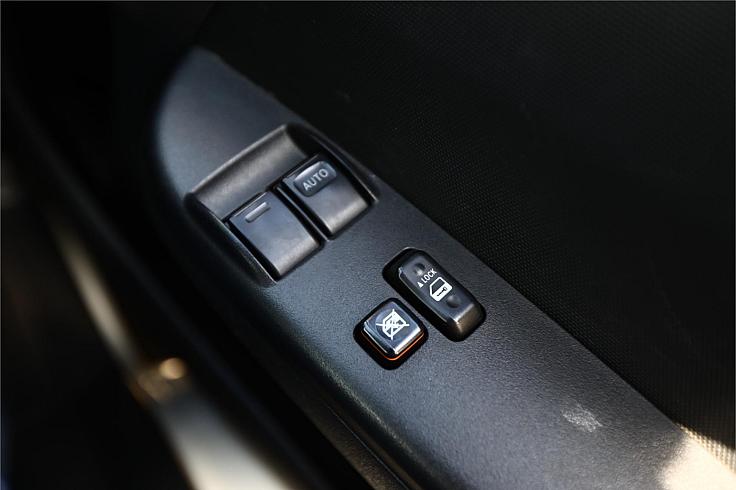  2020 Toyota Hiace Dx