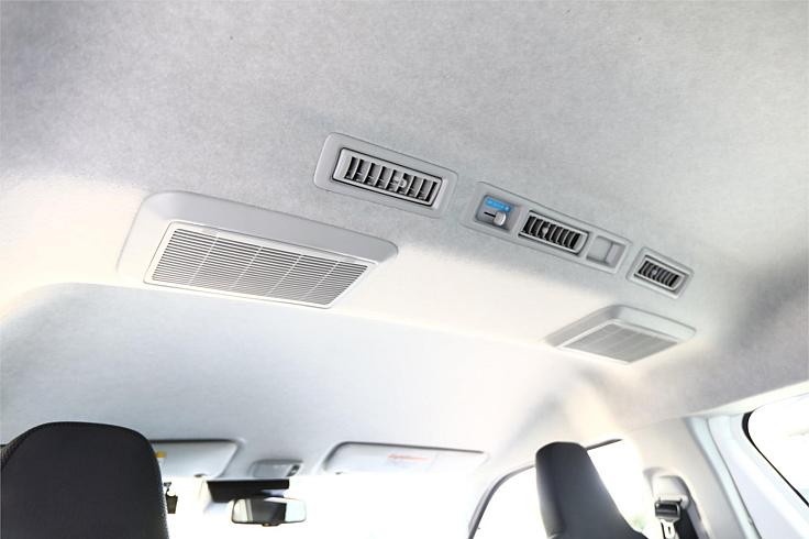  2020 Toyota Hiace Dx