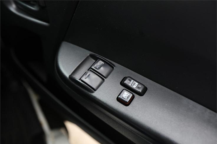  2015 Toyota Hiace Dx