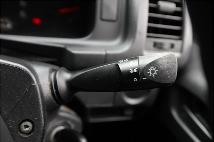  2015 Toyota Hiace Dx