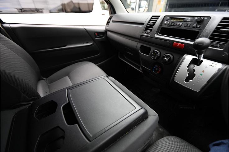  2015 Toyota Hiace Dx