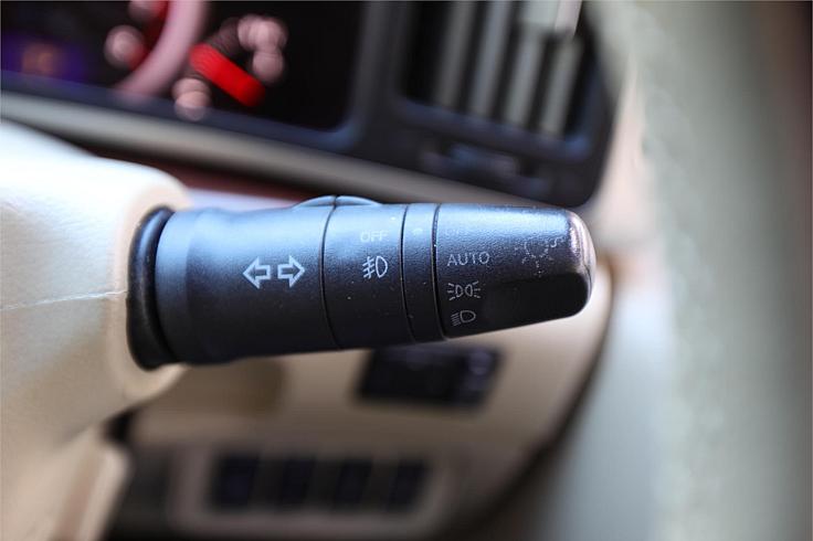  2005 Nissan Camper Van Highway Star